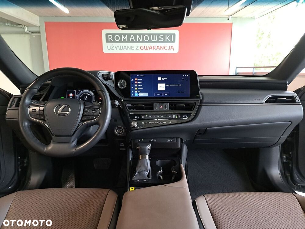 Lexus ES 300h Business Edition - 20