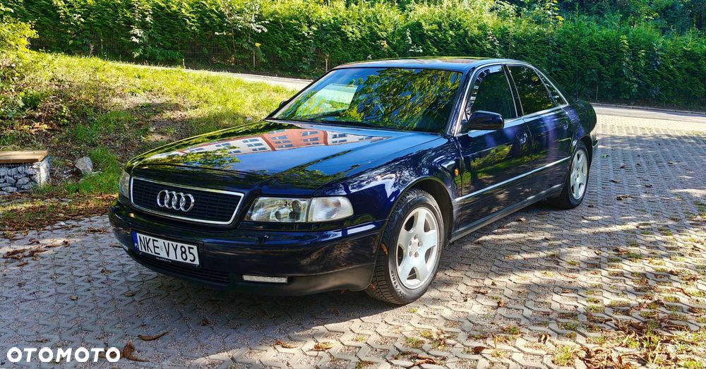 Audi A8 - 1