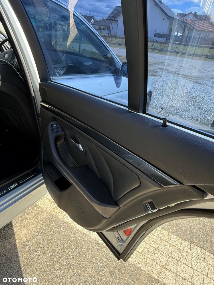 BMW Seria 5 - 18