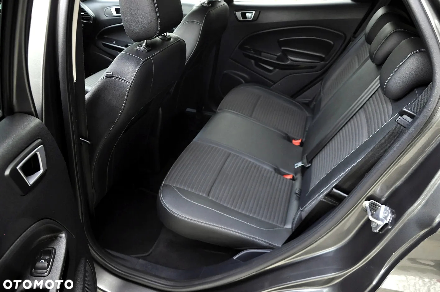 Ford EcoSport 1.0 EcoBoost TITANIUM X - 10