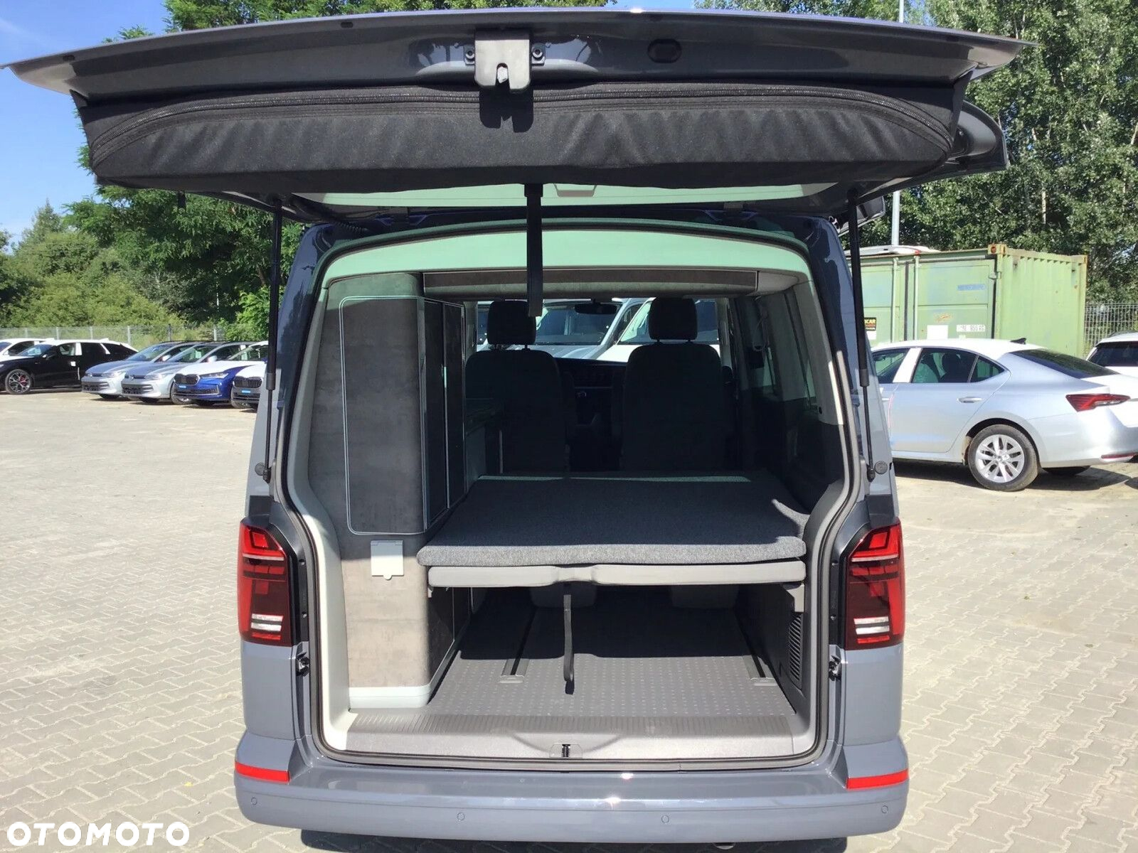 Volkswagen California Ocean - 22