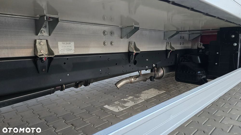 Iveco IVECO DAILY 72C18 3.0 180KM DMC 7200 ❗❗ MODEL 2019 / CARRIER XARIOS 500 / MROŹNIA +32 -32 / ZABUDOWA JEGGER 10 EP / GRUBA ŚCIANA / WINDA BAR 1000KG / NAVI / KAMERA COFANIA / RADAR  / SERWIS ASO / ŁADOWNOŚĆ 3600KG❗❗ JAK NOWY❗❗ - 14