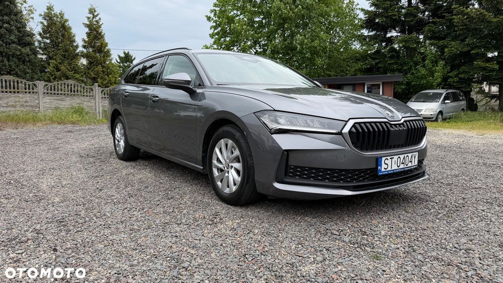Skoda Superb 2.0 TDI SCR Essence DSG - 6