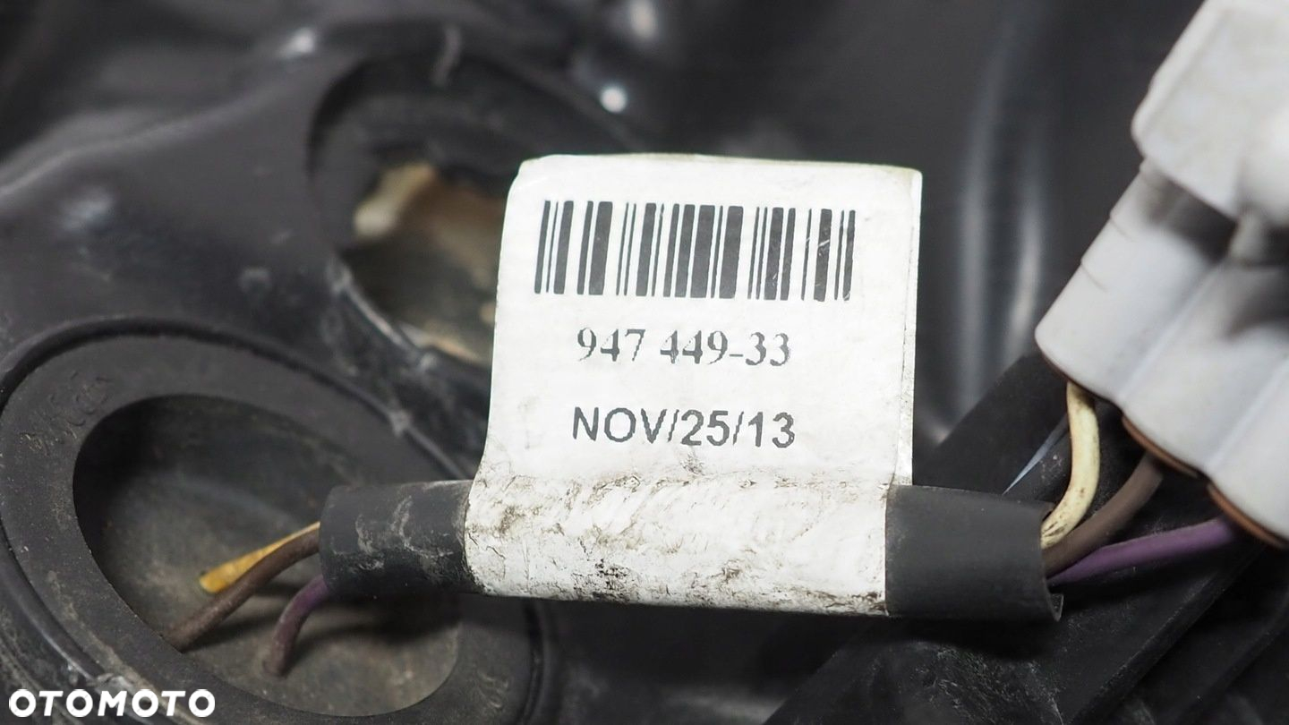 Toyota Corolla E17 USA lampa Led prawa przód 947449-33 - 8