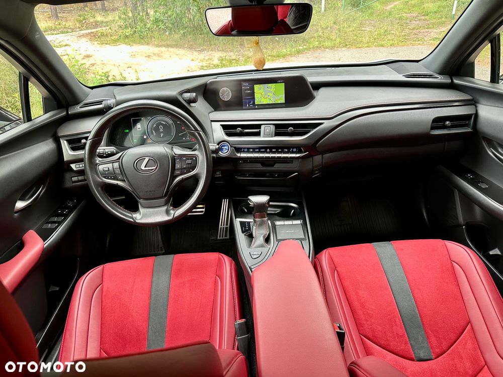 Lexus UX 250h Prestige 2WD - 25