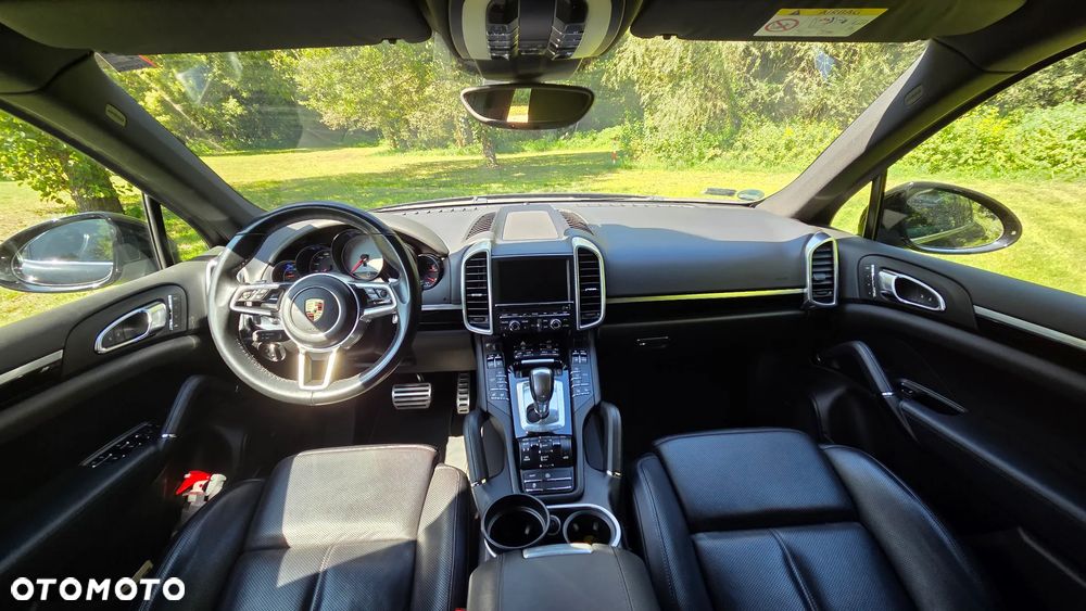 Porsche Cayenne S Diesel - 12