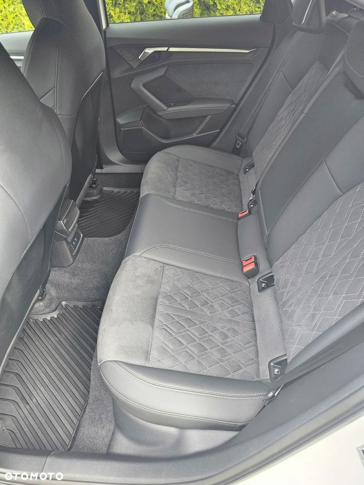 Audi A3 Limousine 35 TFSI mHEV S tronic - 16