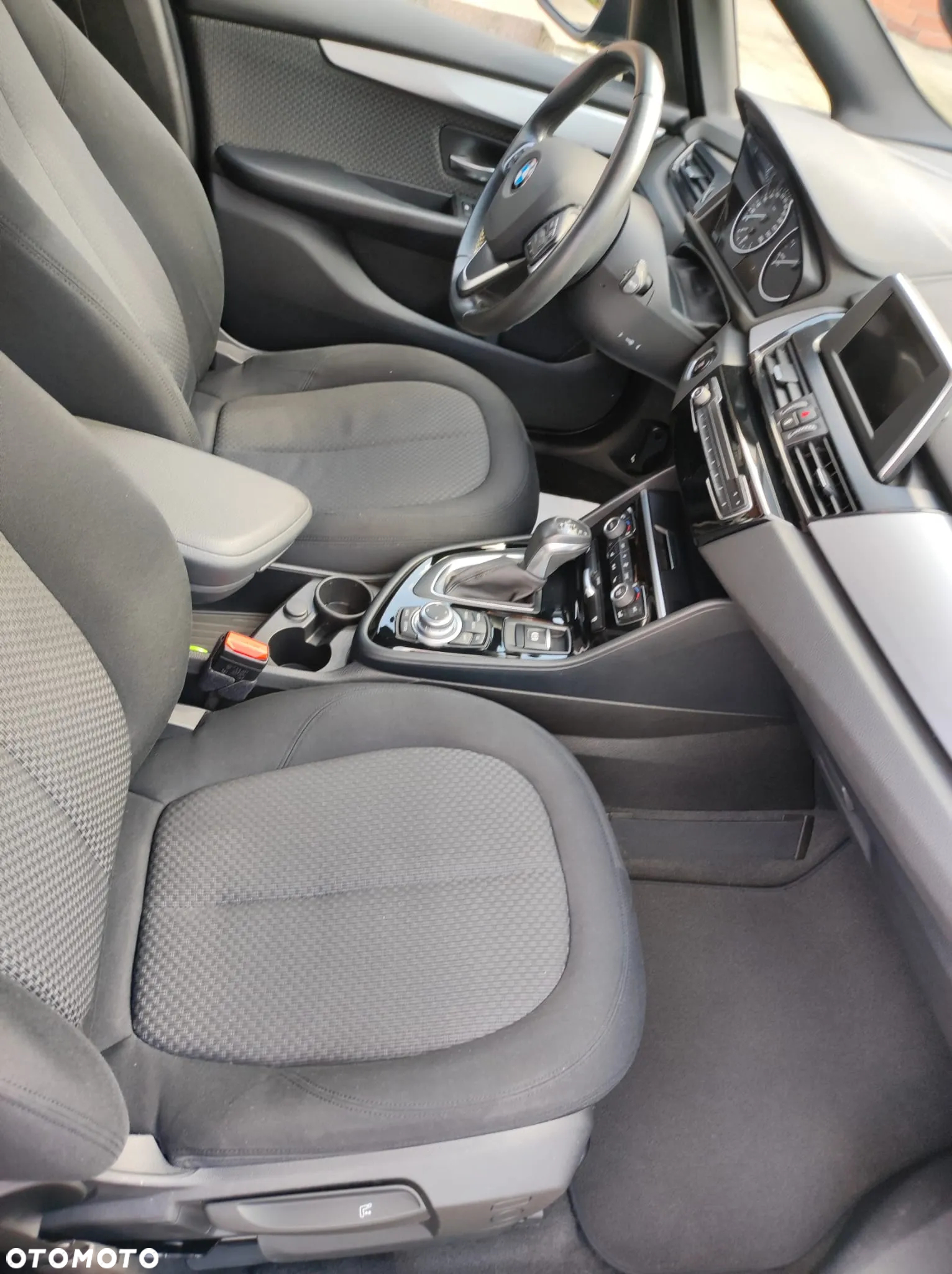 BMW Seria 2 218i Active Tourer - 7