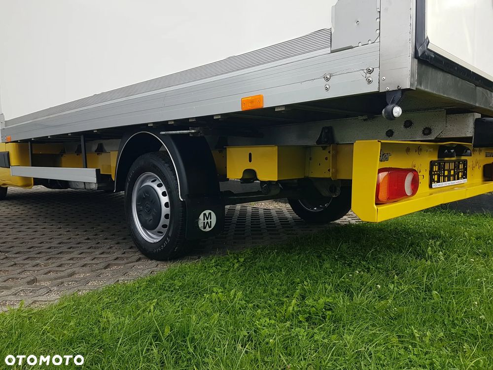 Renault MASTER KONTENER 8EP 4,21x2,23x2,22 KLIMA KRAJOWY MANUAL  6-BIEGÓW DMC 3500 KG - 32