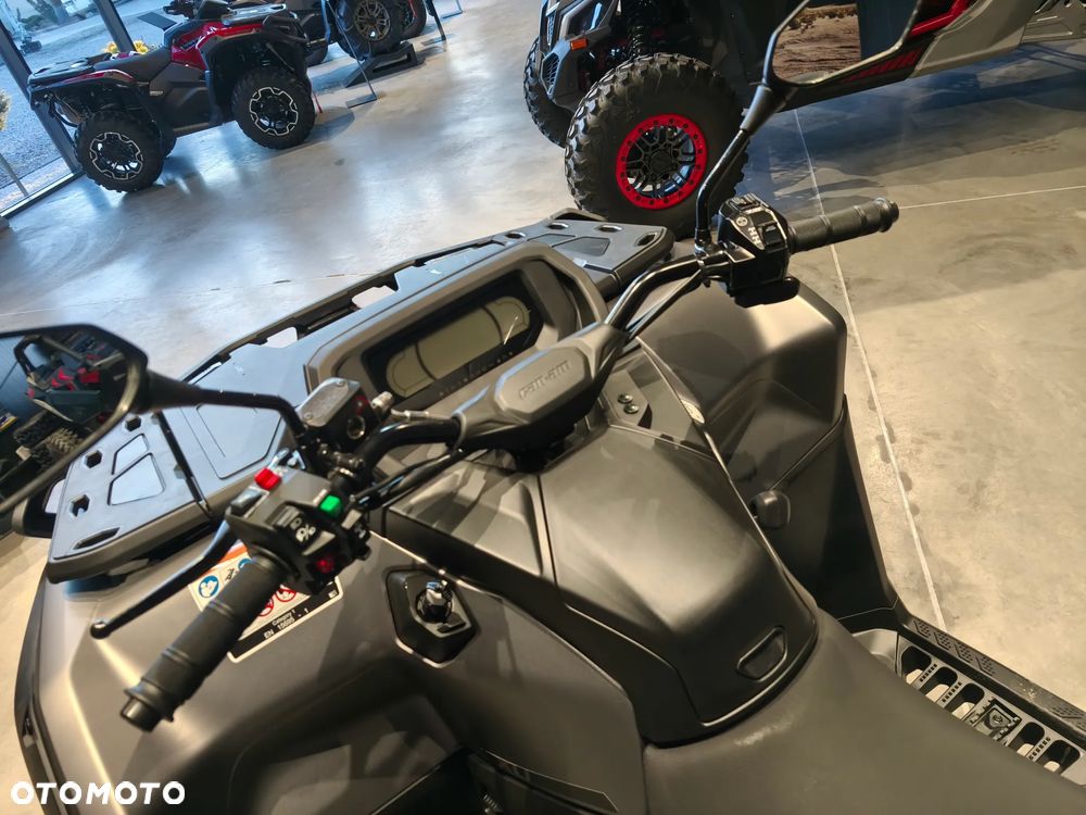 Can-Am Outlander Max - 3