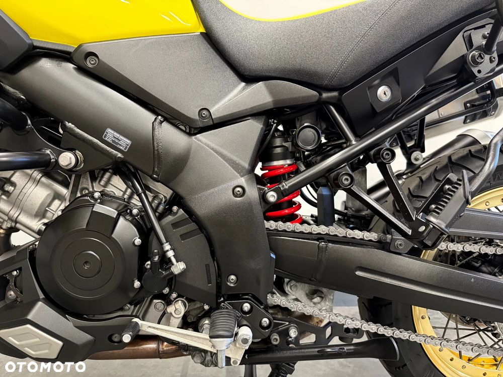 Suzuki V-STROM - 21