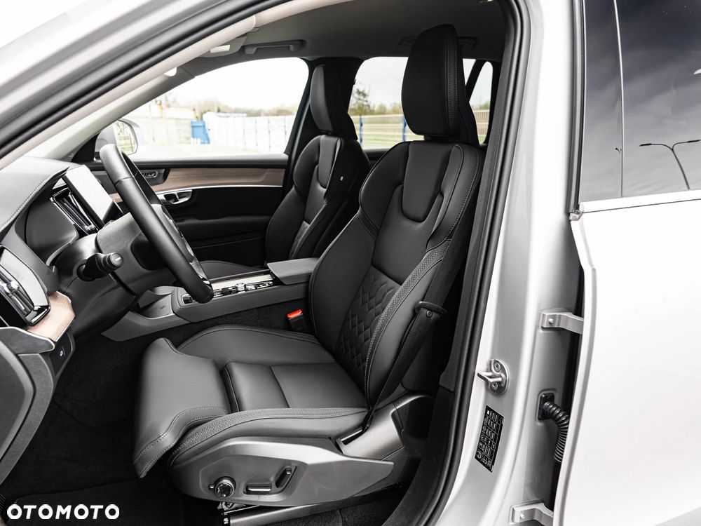 Volvo XC 90 B5 B AWD Ultra Bright - 23