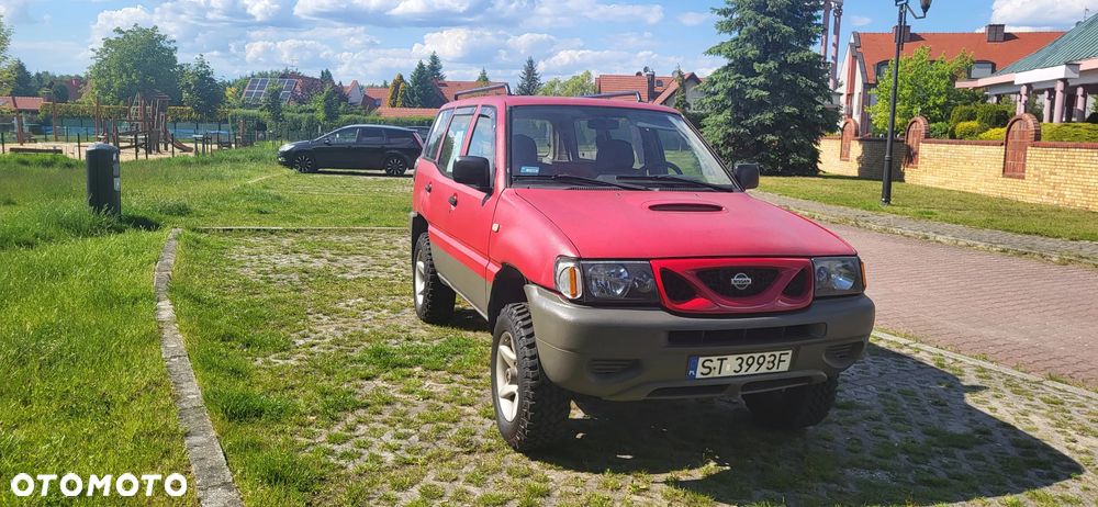 Nissan Terrano - 11