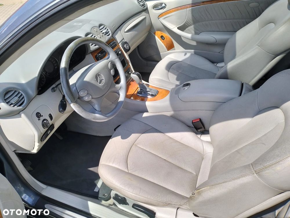 Mercedes-Benz CLK - 7