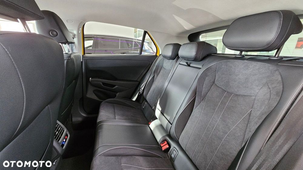 Volkswagen T-Roc - 26