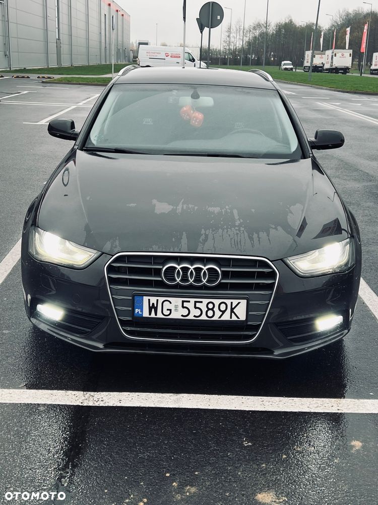 Audi A4 Avant - 4