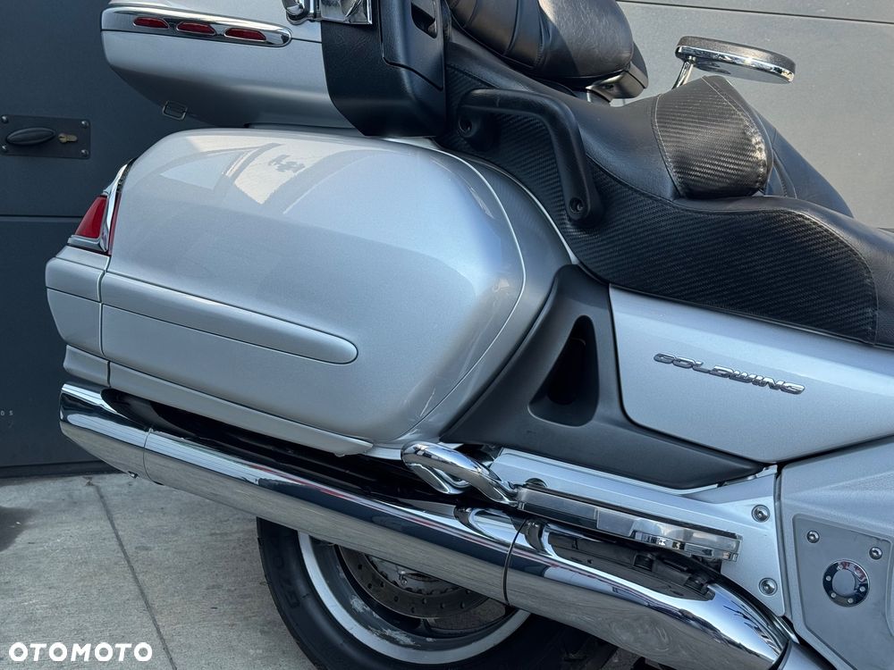 Honda GL - 11