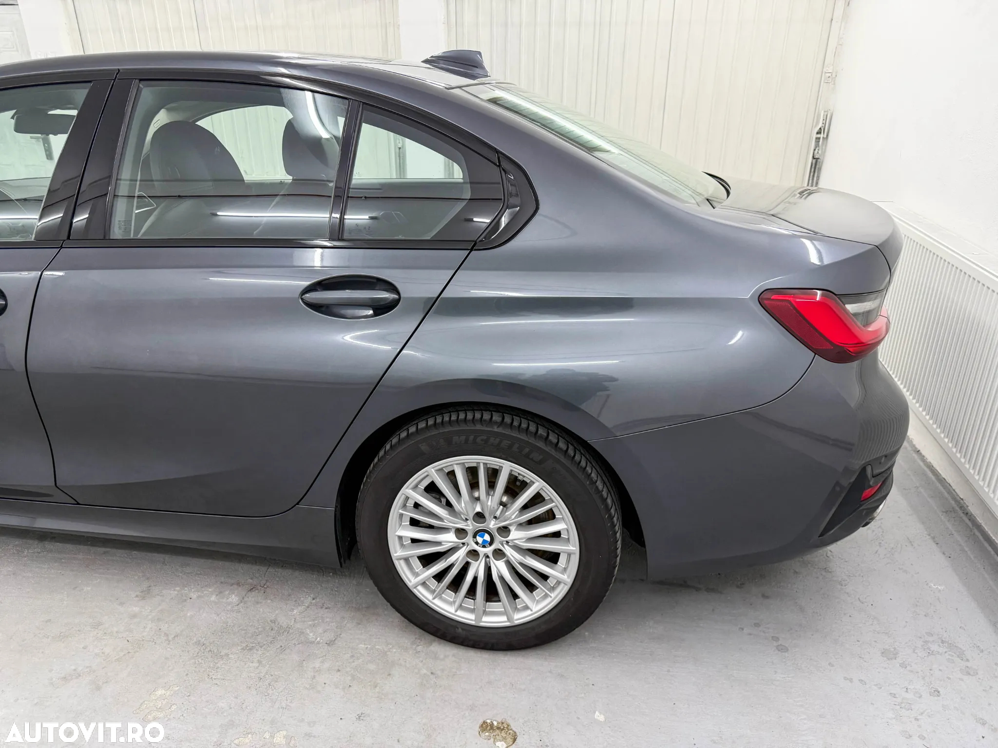 BMW Seria 3 330e Aut. Sport Line - 22