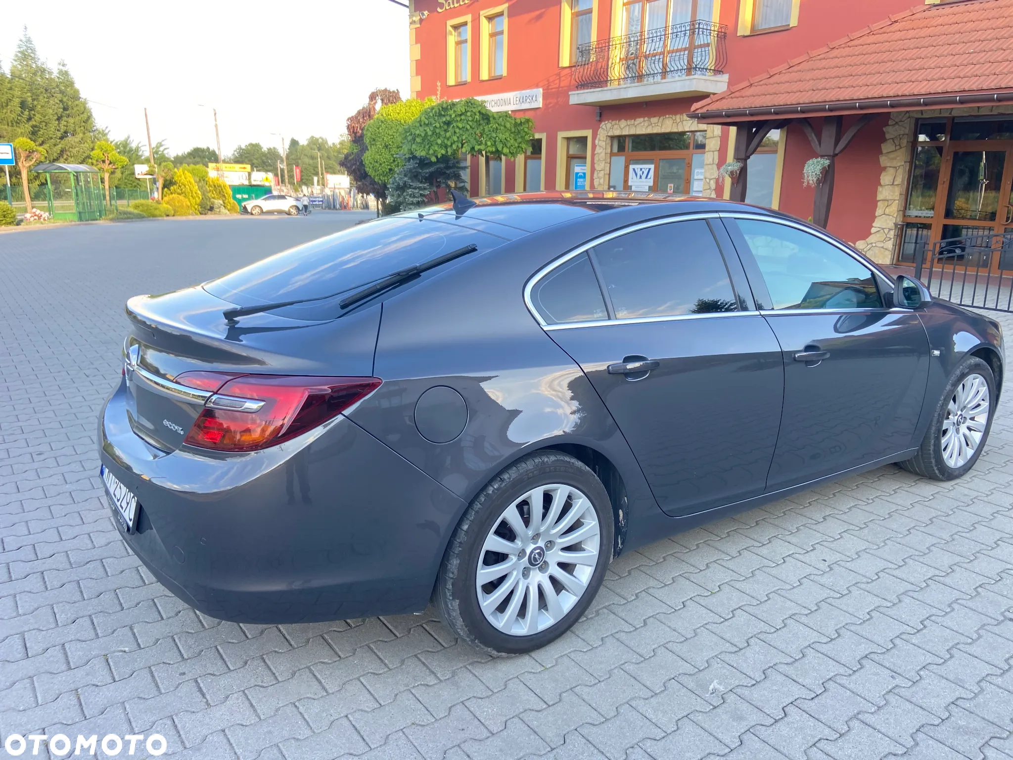 Opel Insignia 2.0 CDTI Cosmo ecoFLEX S&S - 11