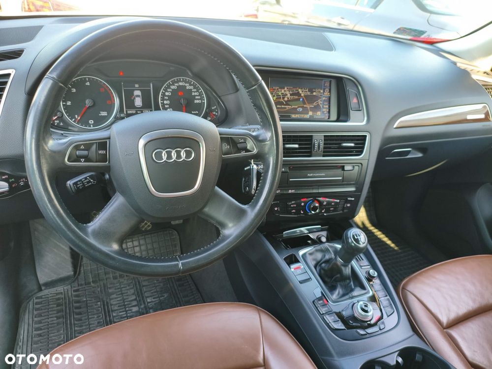 Audi Q5 2.0 TDI Quattro - 22