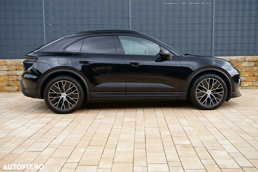 Porsche Macan - 2