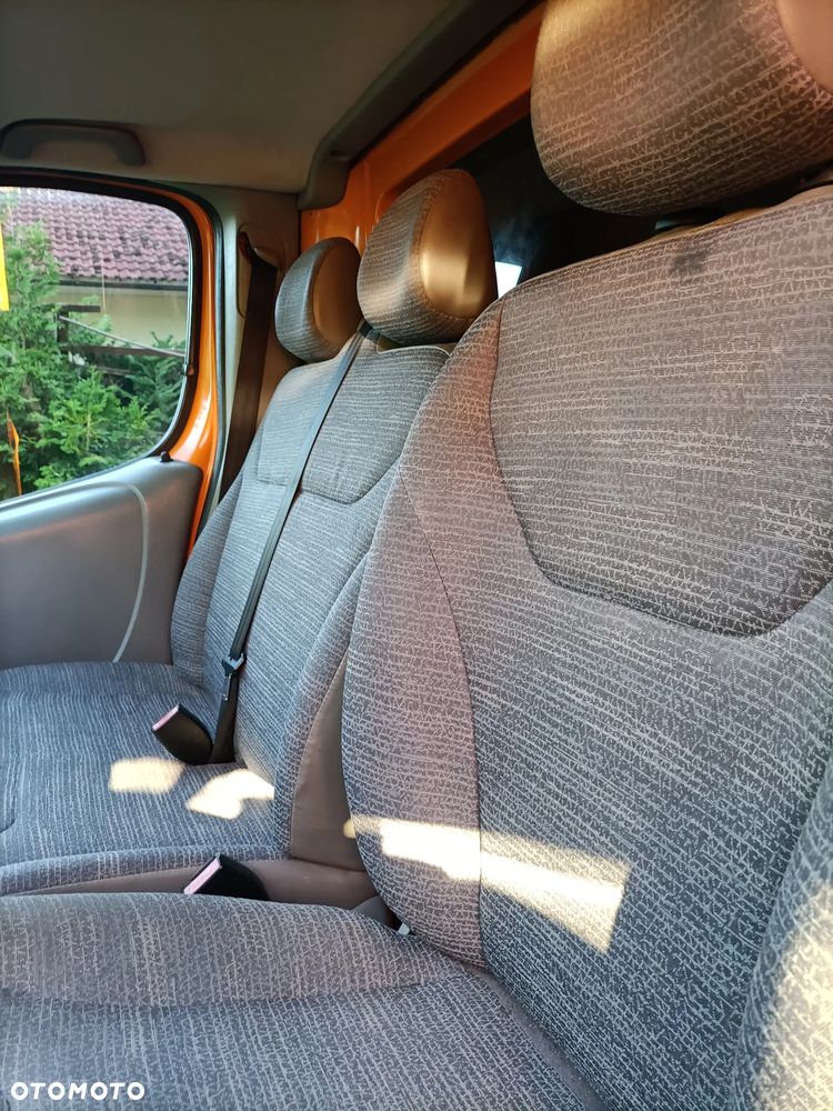 Renault Trafic - 15