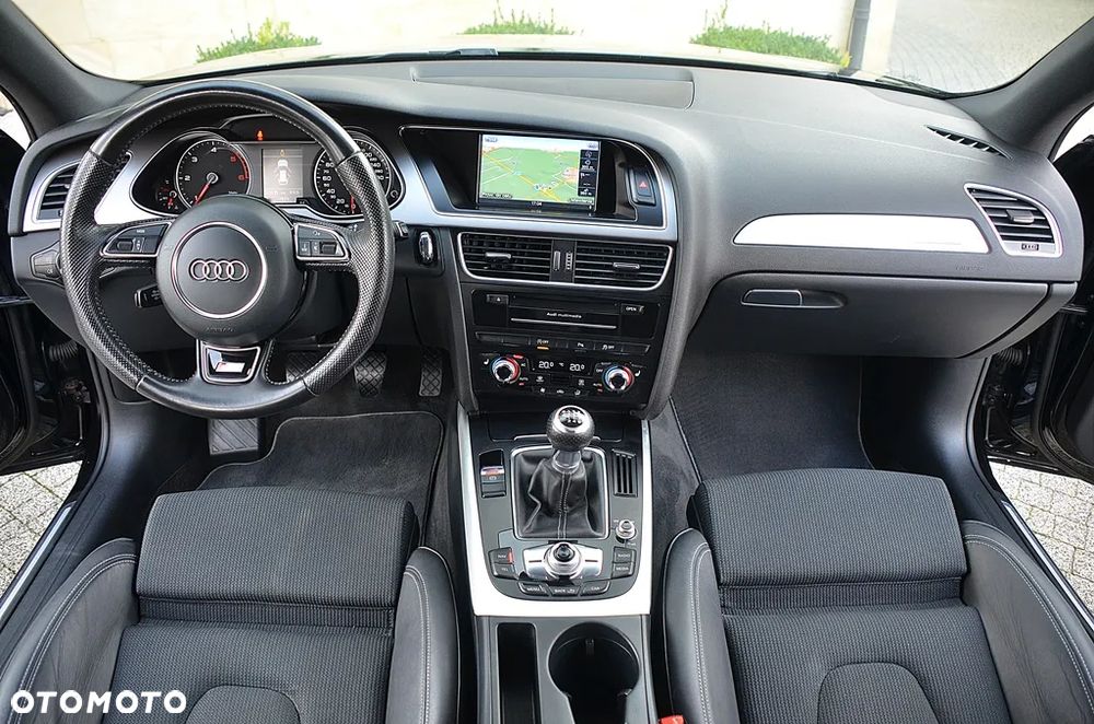 Audi A4 Avant - 30