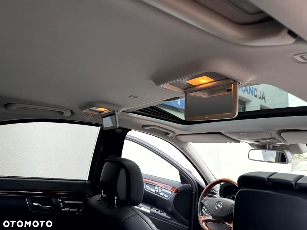 Mercedes-Benz Klasa S 500 4Matic 7G-TRONIC - 28
