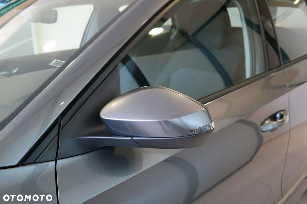 Skoda Fabia - 10