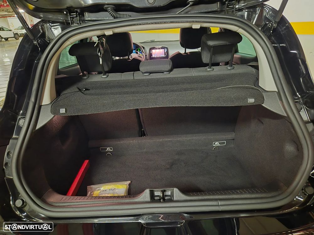 Renault Clio 0.9 TCE Limited - 33