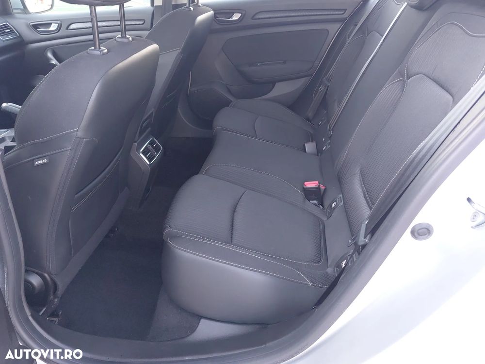 Renault Megane - 19