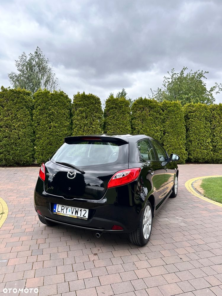 Mazda 2 - 4