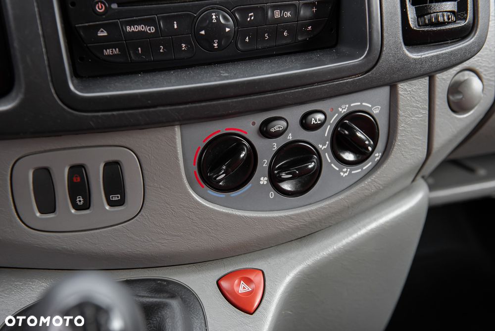 Opel Vivaro - 15