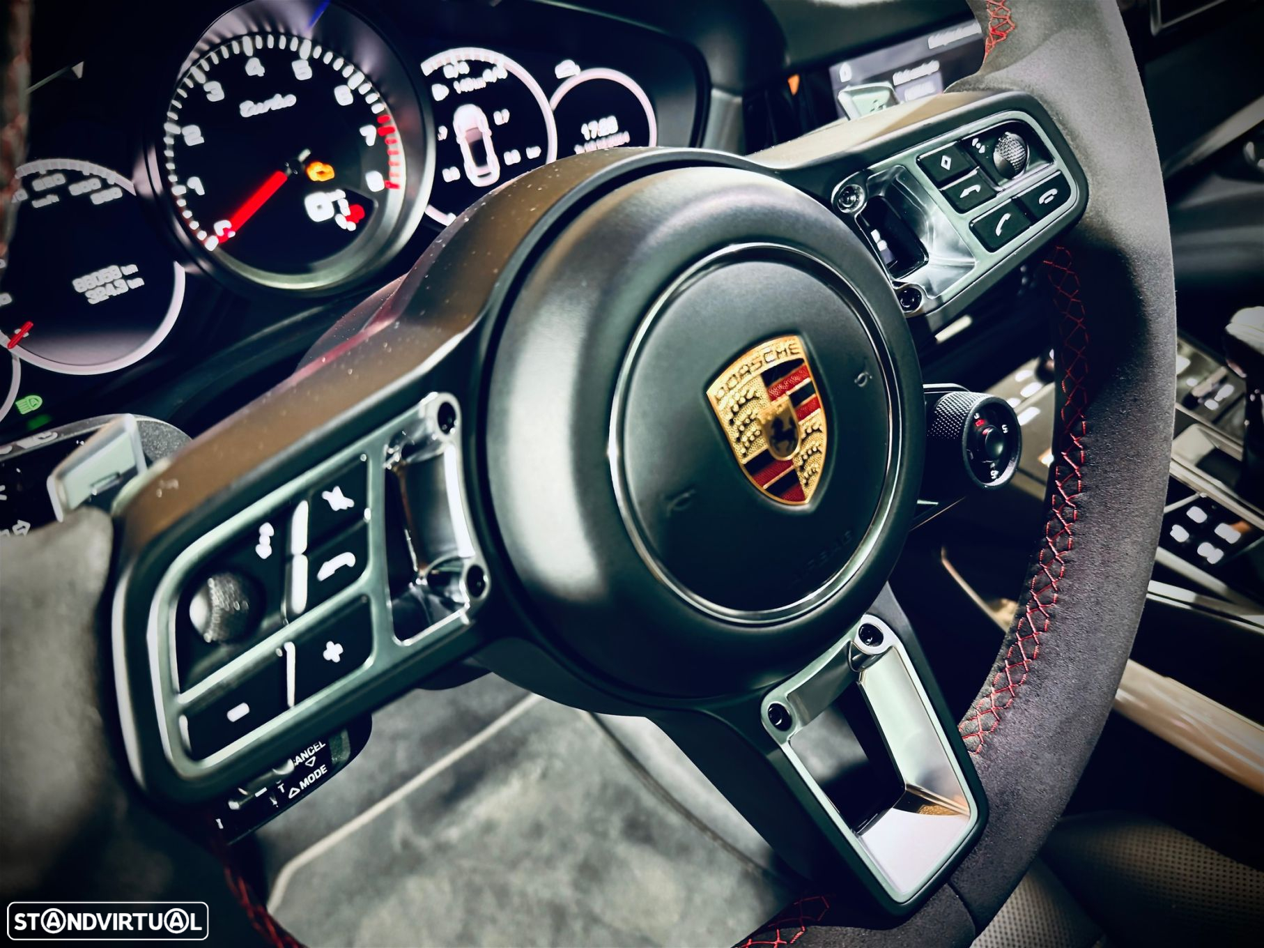 Porsche Cayenne Coupé Turbo - 37