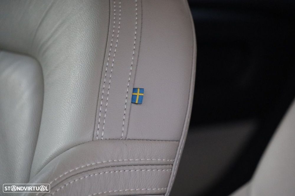 Volvo XC 40 1.5 T5 PHEV Plus Dark - 10