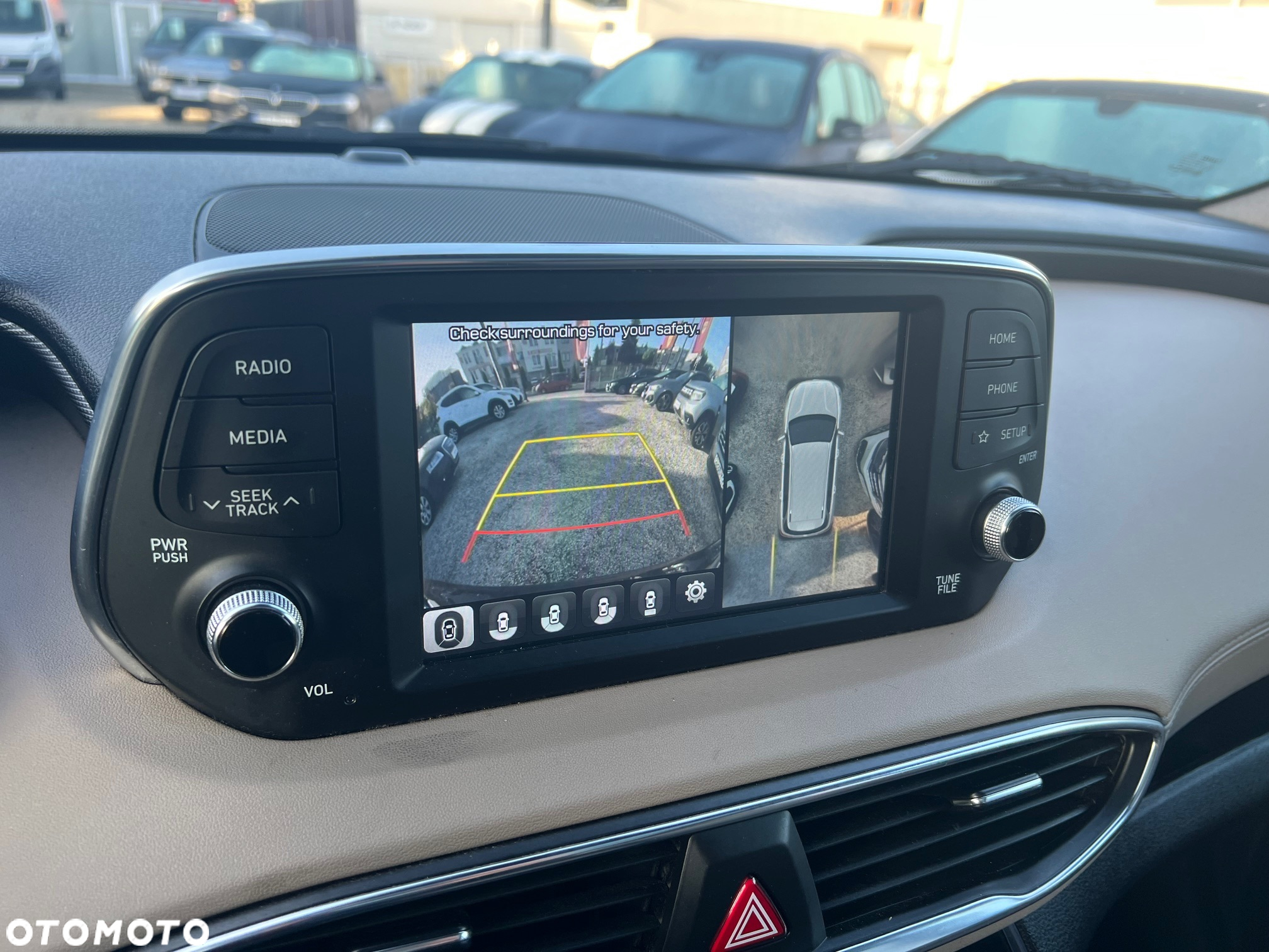 Hyundai Santa Fe - 10