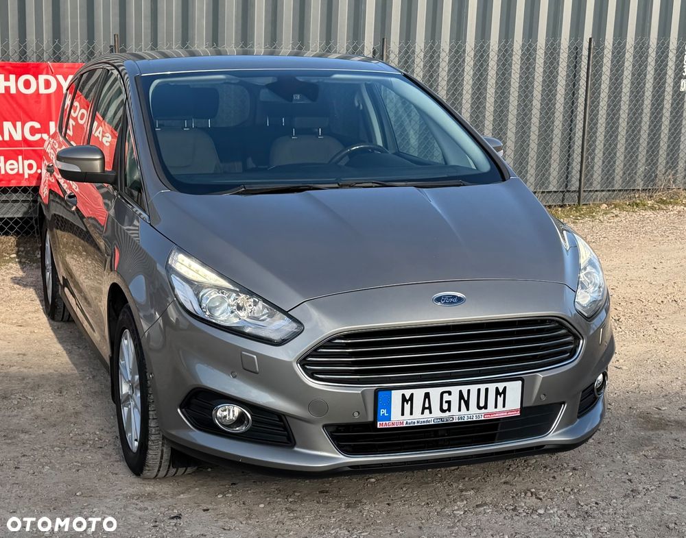 Ford S-Max - 26