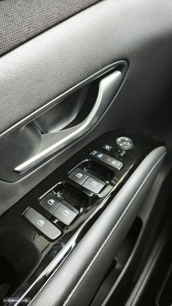 Hyundai Tucson 1.6 T-GDi Premium - 28