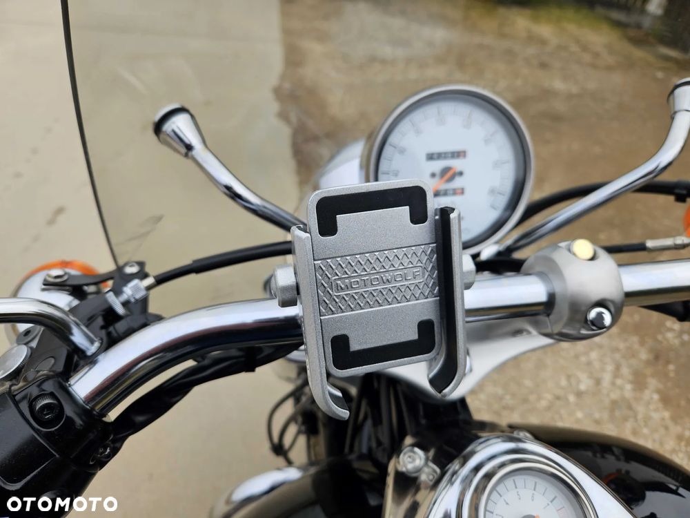 Triumph Speedmaster - 29