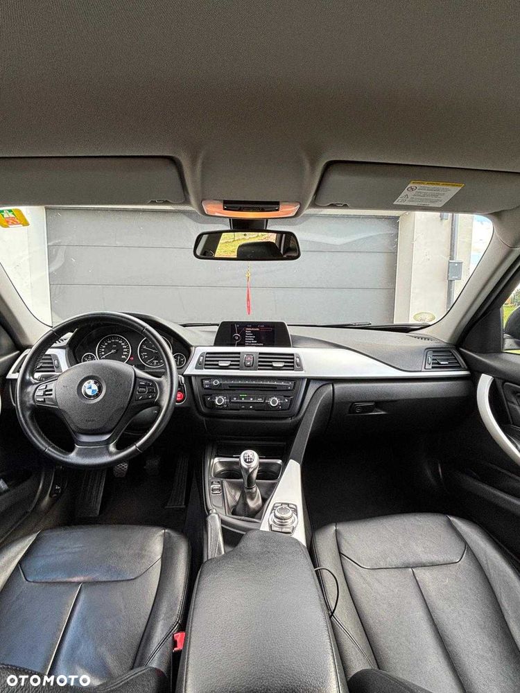 BMW Seria 3 - 6
