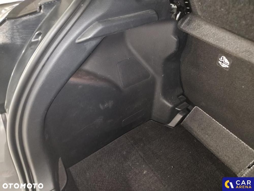 Toyota Yaris 1.5 Comfort - 32