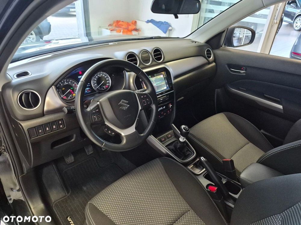 Suzuki Vitara - 16