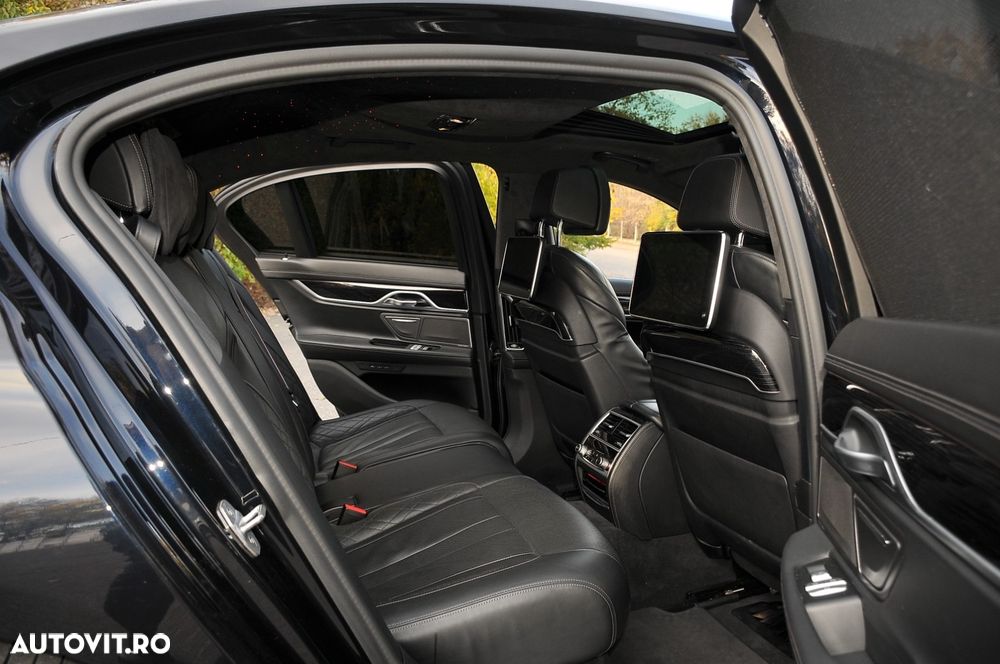 BMW Seria 7 750Li xDrive - 19