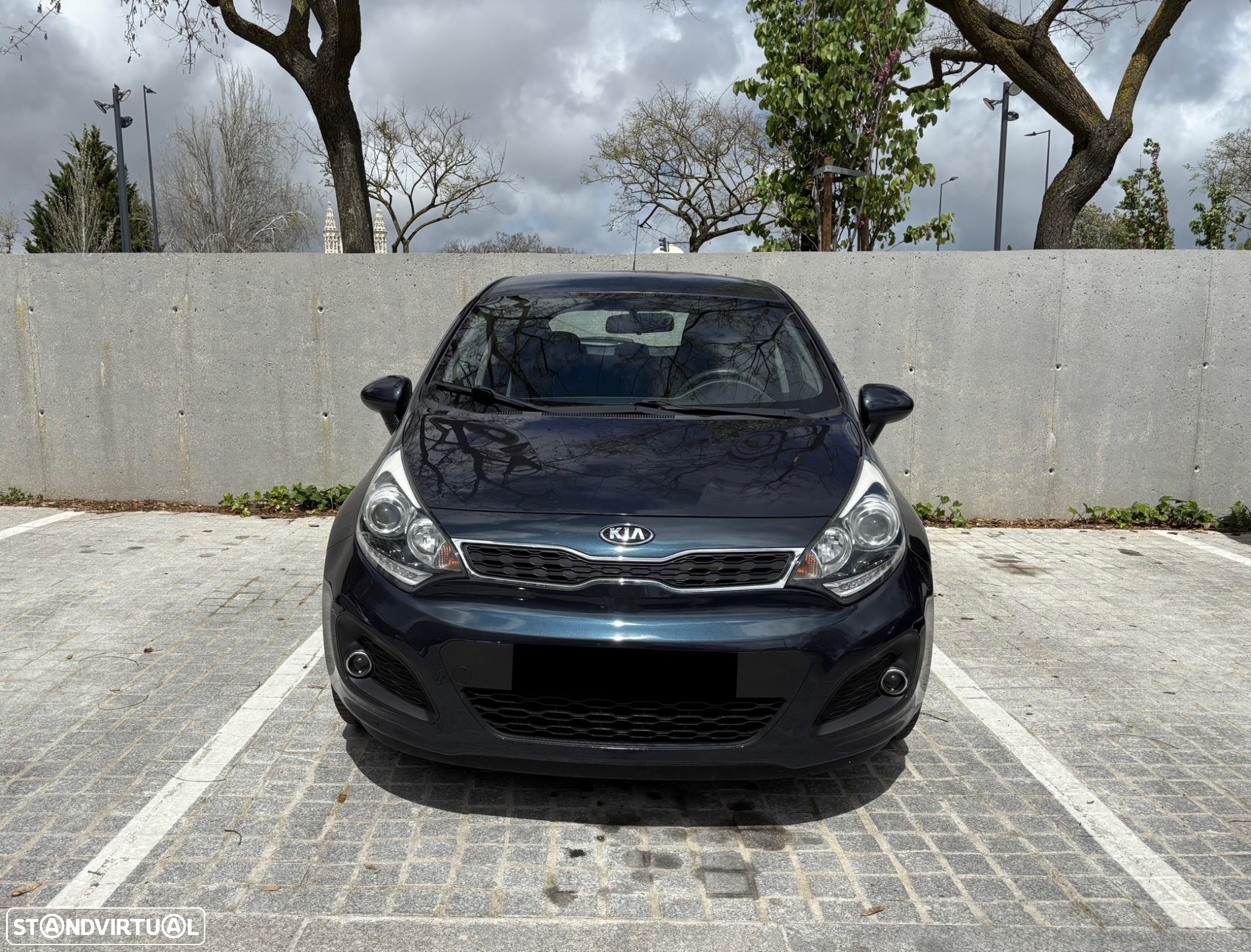 Kia Rio - 2