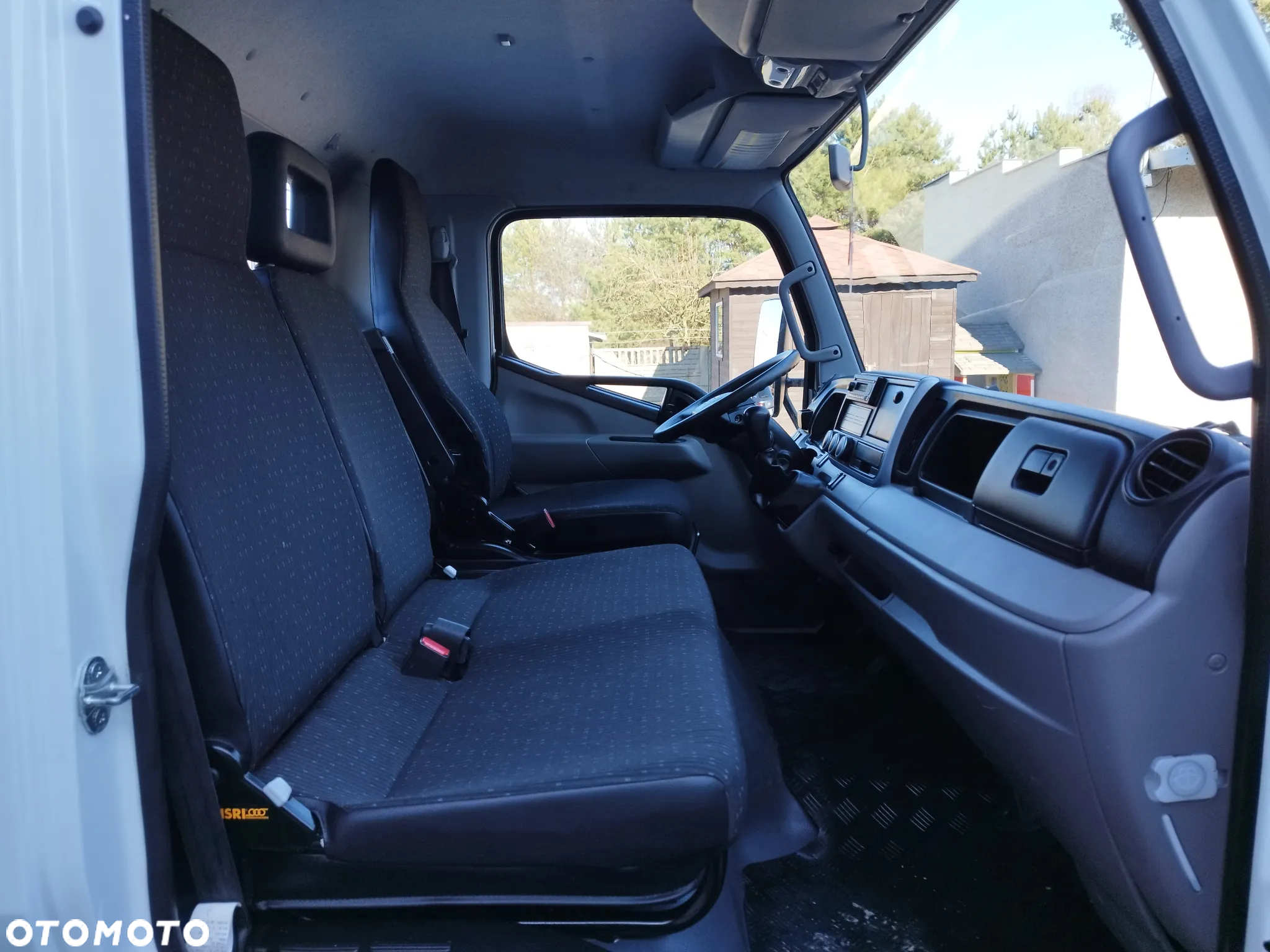 Mitsubishi Fuso Canter - 19