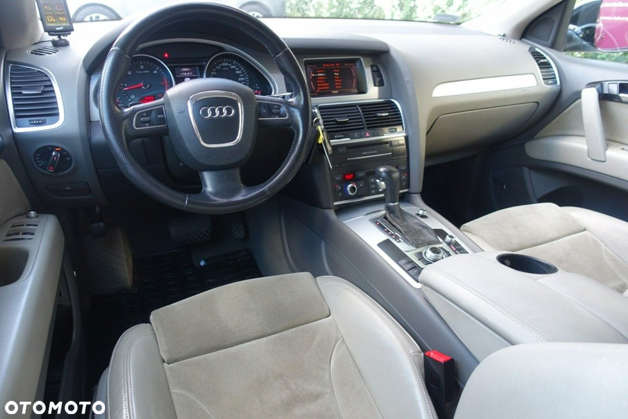Audi Q7 - 19