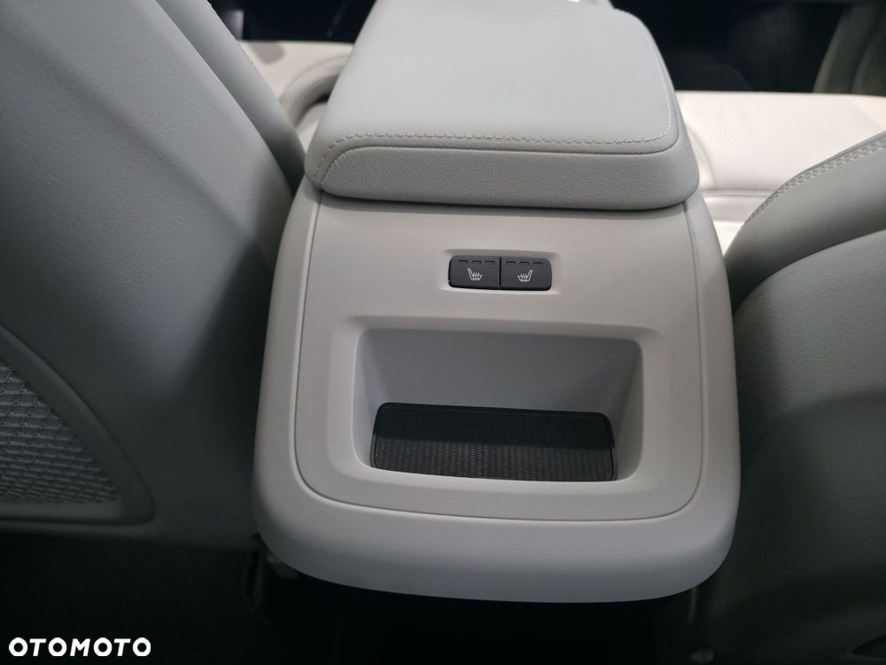 Volvo XC 60 - 33