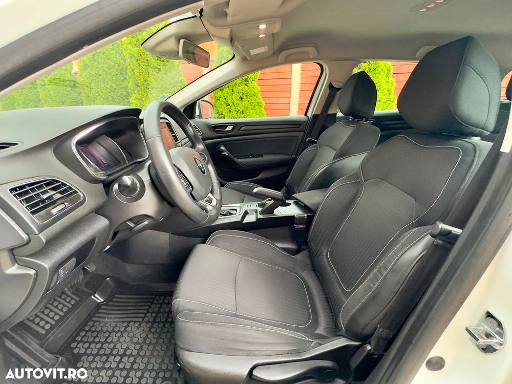 Renault Megane - 5