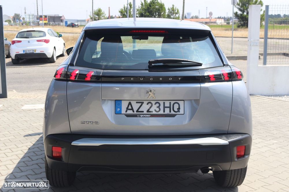 Peugeot 2008 1.2 PureTech Active Pack - 19