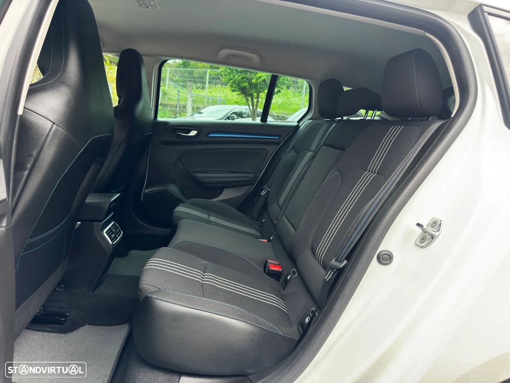 Renault Mégane Sport Tourer 1.5 Blue dCi GT Line - 7